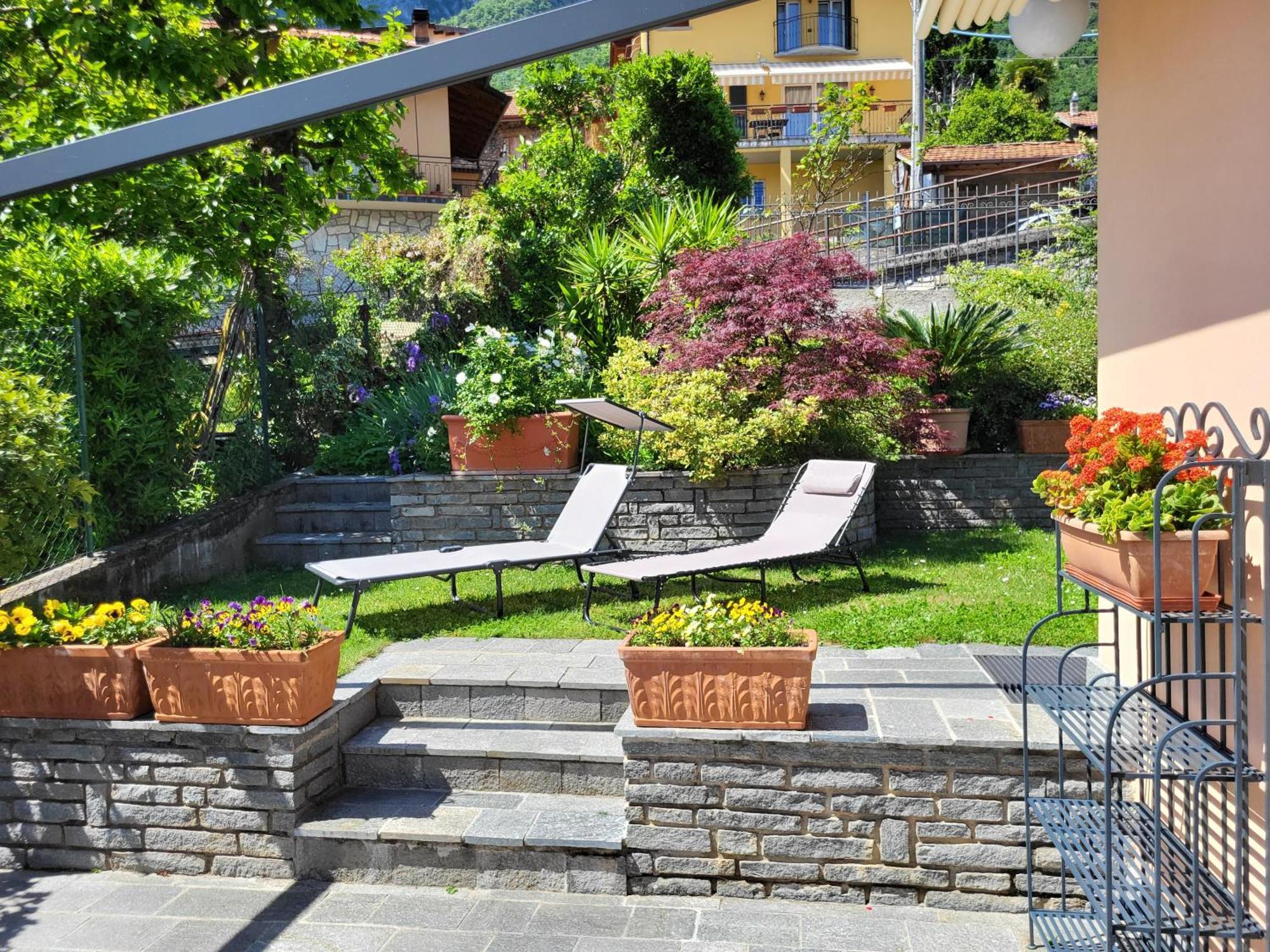 Casa Intignano - Appartamento Con Terrazzo Vista Lago Тремецо Стая снимка